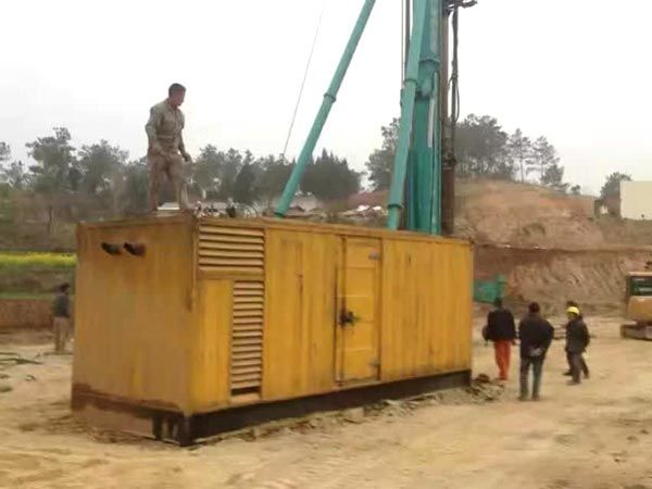 双塔如何判断水冷式机油散热器密封件是否需要更换?